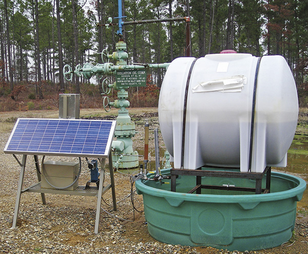 Solar-powered diaphragm metering pump